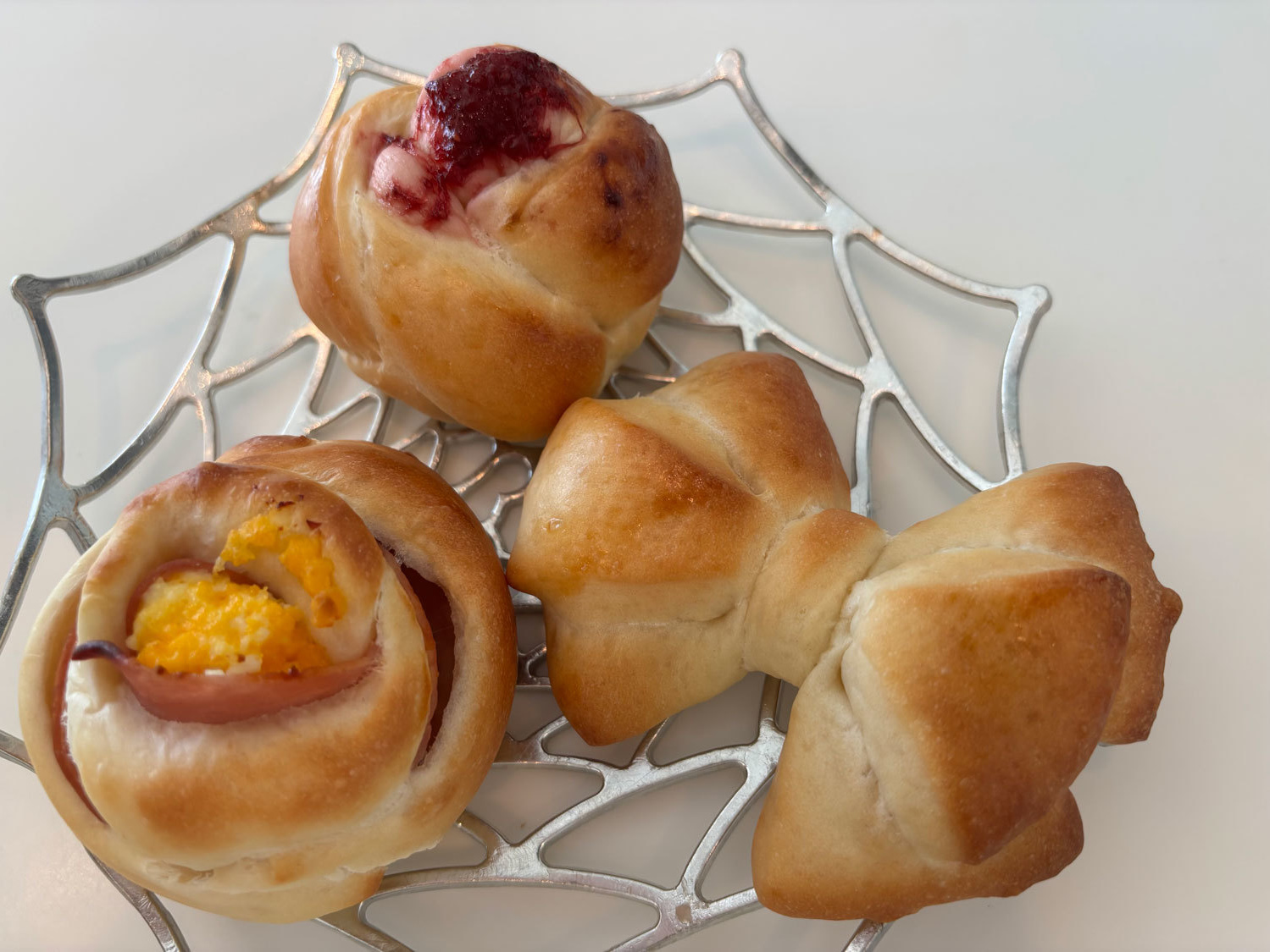 お花パンとリボンパン